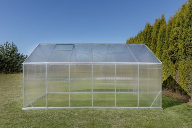 Aliuminis šiltnamiais SANUS su polikarbonato danga